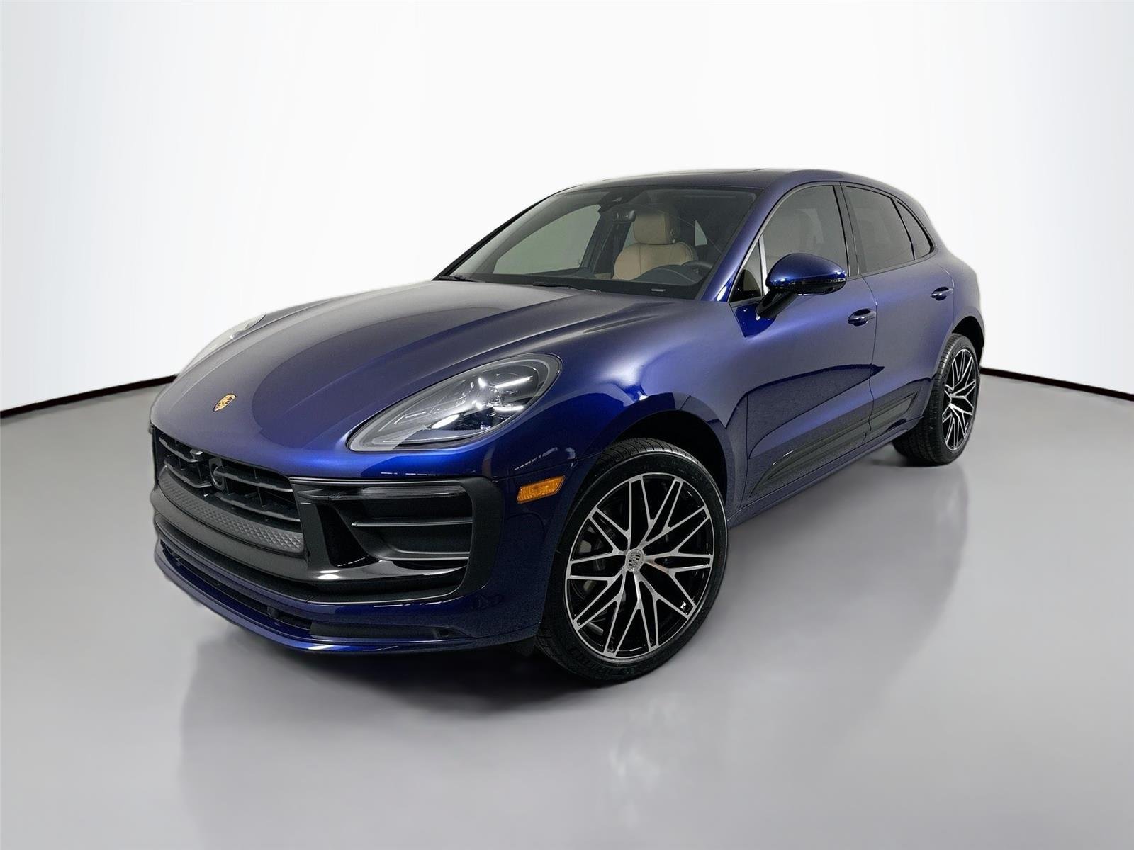 2026 Porsche Macan T's photo