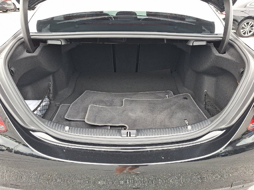 Used 2021 Black Mercedes-Benz C 300 image 28