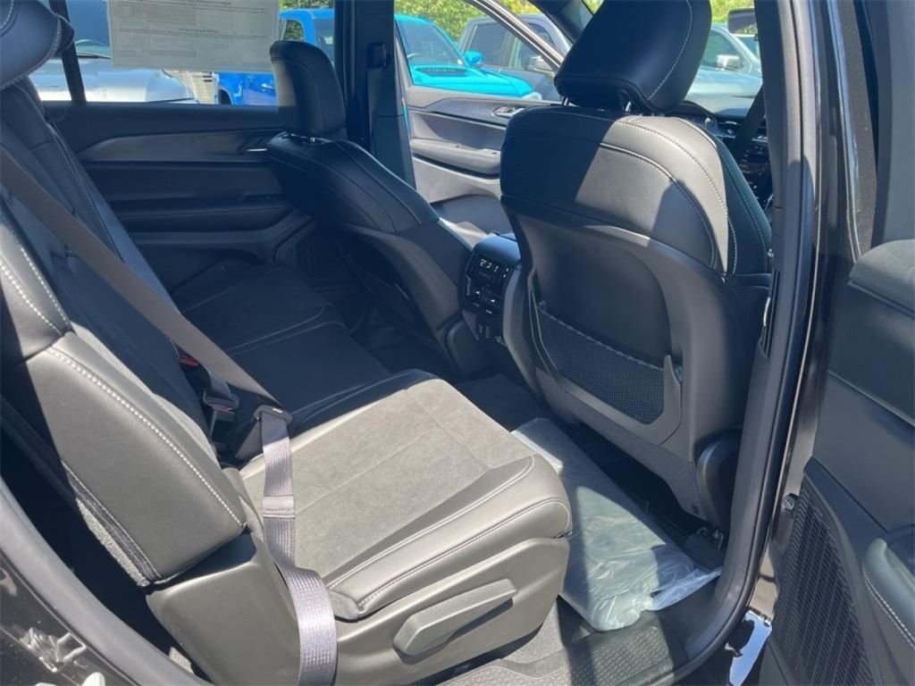 2025 Jeep Grand Cherokee L Altitude - Photo 27