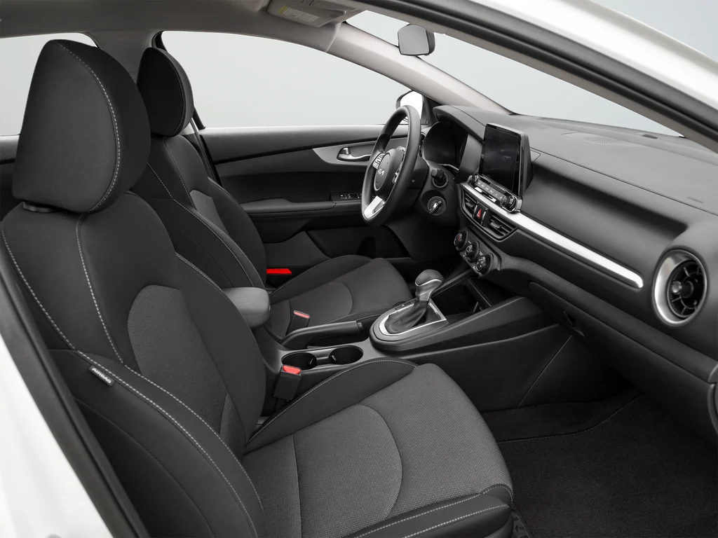 Used 2023 White Kia GT image 32