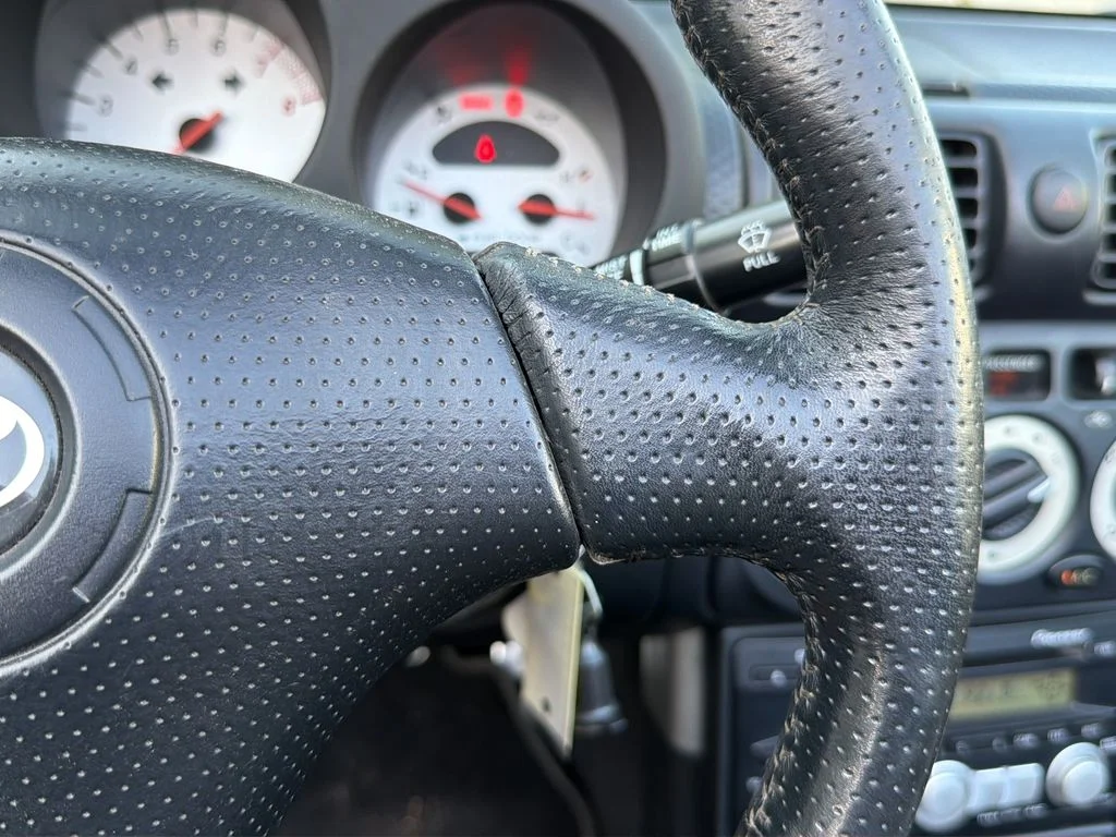Used 2000 Red Toyota Base image 24