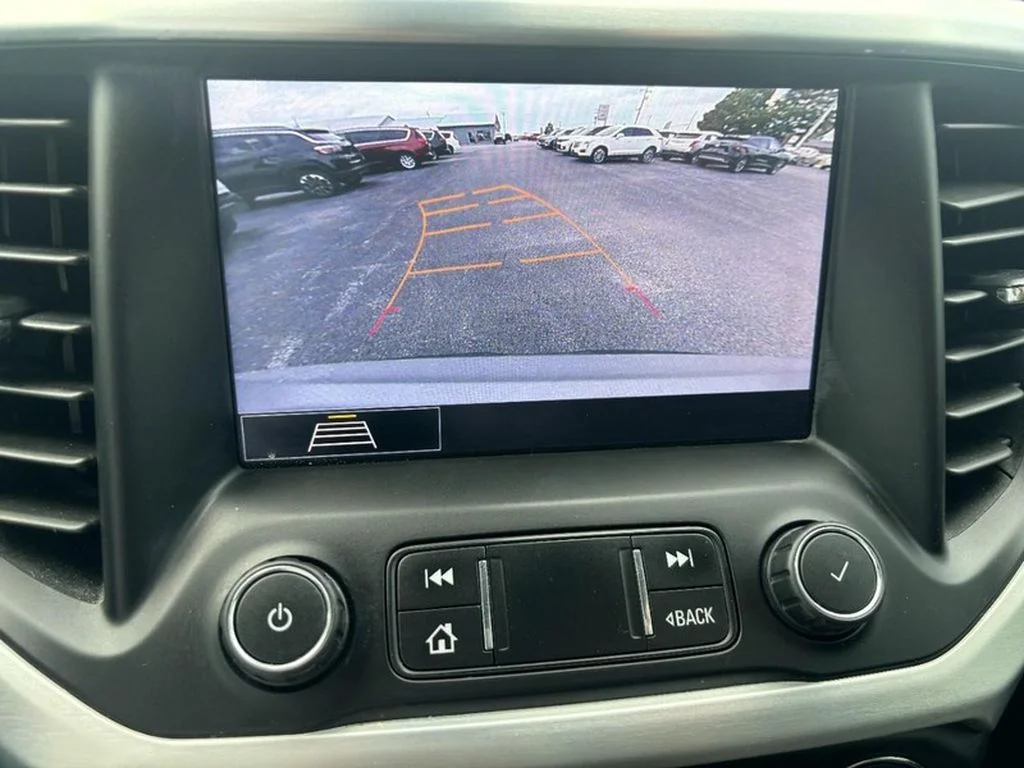 Used 2020 QUICKSILVER METALLIC GMC SLT image 21