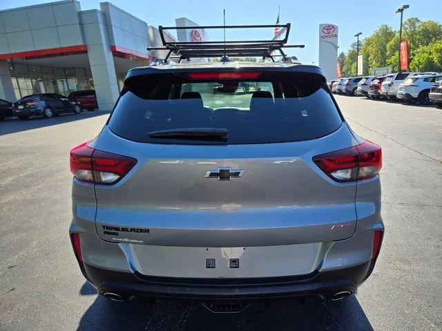 Used 2023 Gray Chevrolet RS image 7