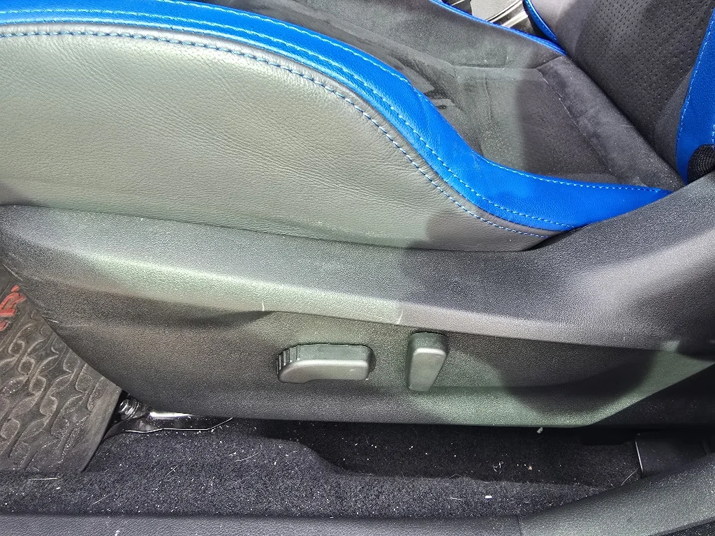 Used 2025 WR Blue Pearl Subaru tS image 17