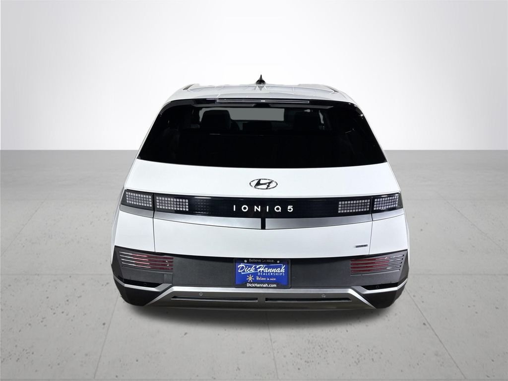 Used 2023 White Hyundai SEL image 7