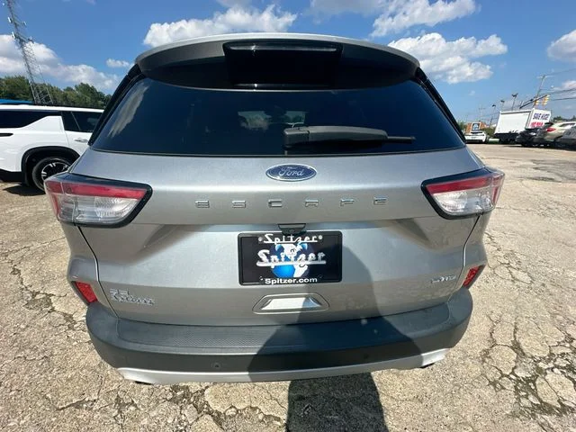 Used 2022 Silver Ford SE image 34
