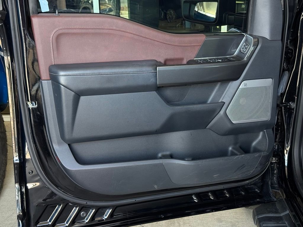Used 2023 Black Ford Lariat image 27