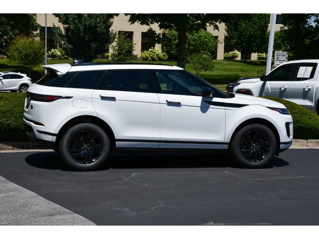 Used 2023 Fuji White Land Rover S image 3