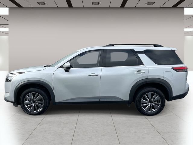 Used 2025 Silver Nissan SV image 7