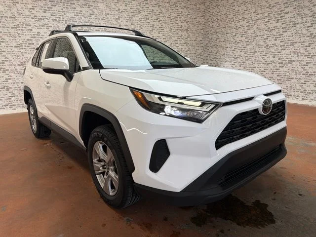 Used 2023 White Toyota XLE image 7