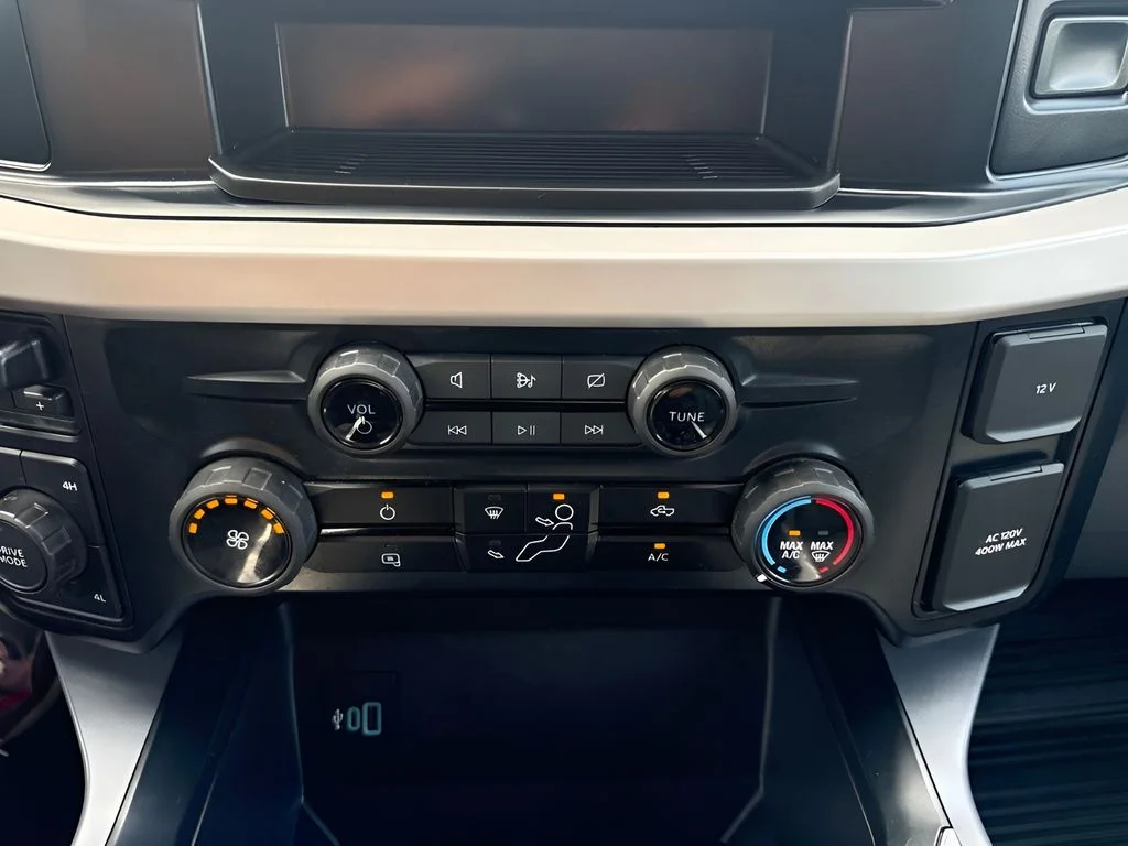 Used 2024 White Ford XLT image 10