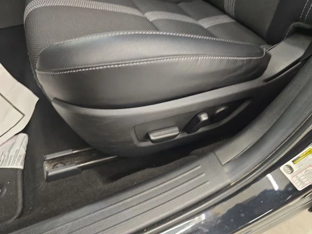 Used 2025 Jet Black Mica Mazda 2.5 S Preferred Package image 35