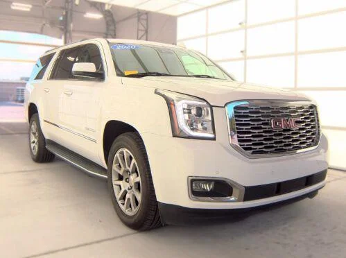 Used 2020 Summit White GMC Denali image 3