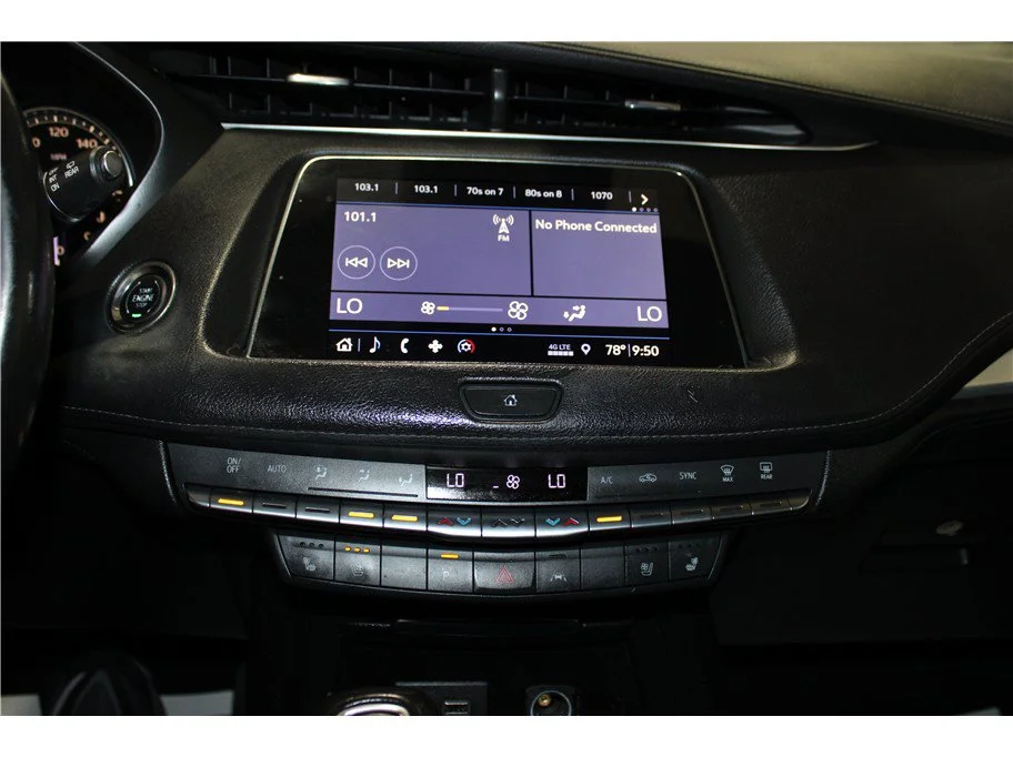 Used 2019 Stellar Black Metallic Cadillac FWD Premium Luxury image 29