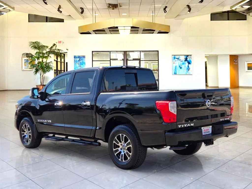 Used 2021 Black Nissan SV image 7