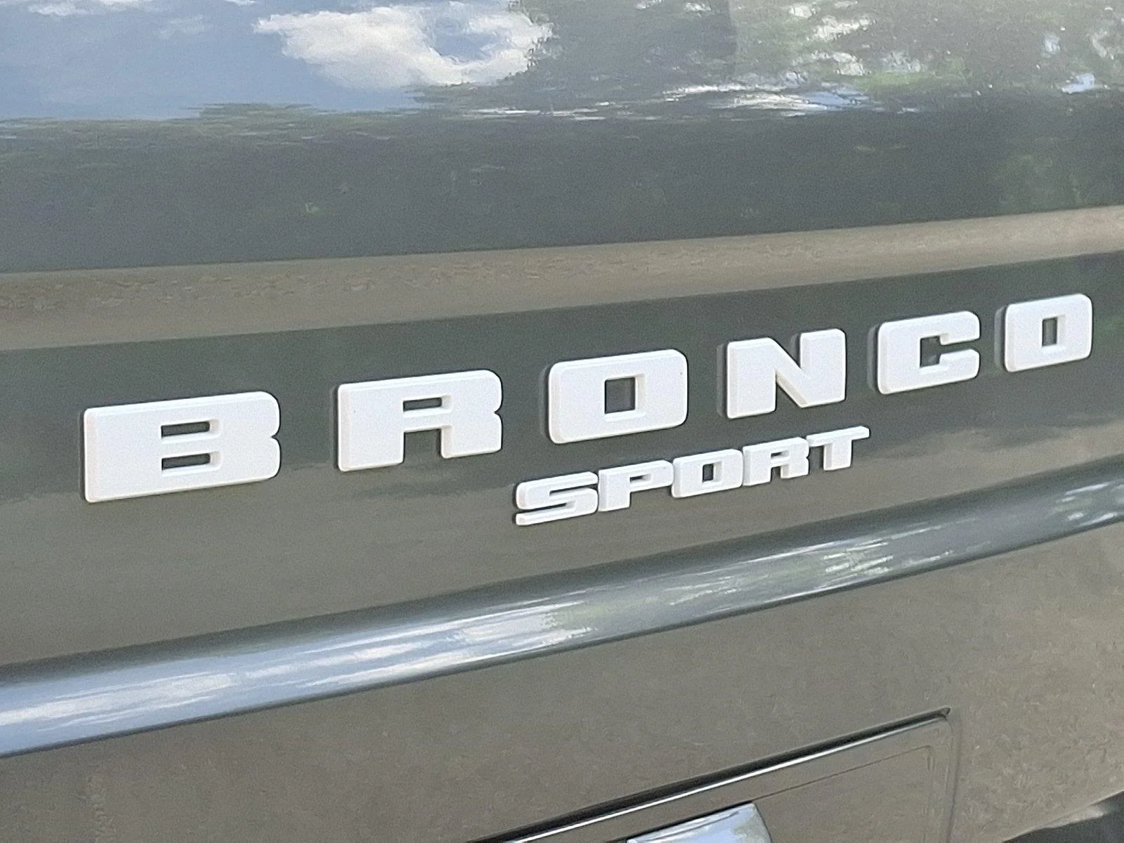 Used 2025 Carbonized Gray Metallic Ford Outer Banks image 28