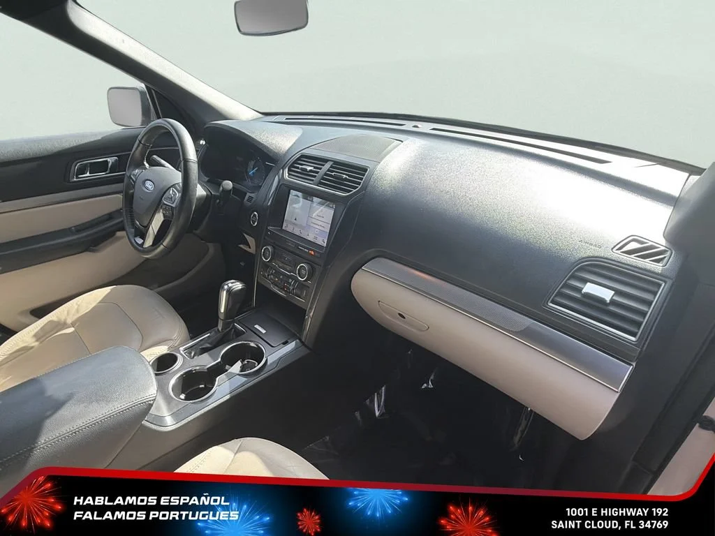 Used 2018 Beige Ford XLT image 31