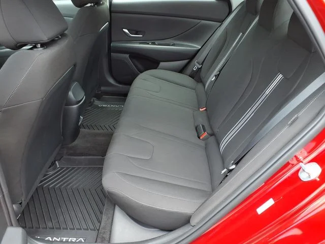 Used 2024 Red Hyundai SEL image 17