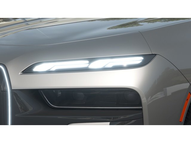 2026 Bmw 750e photo 4