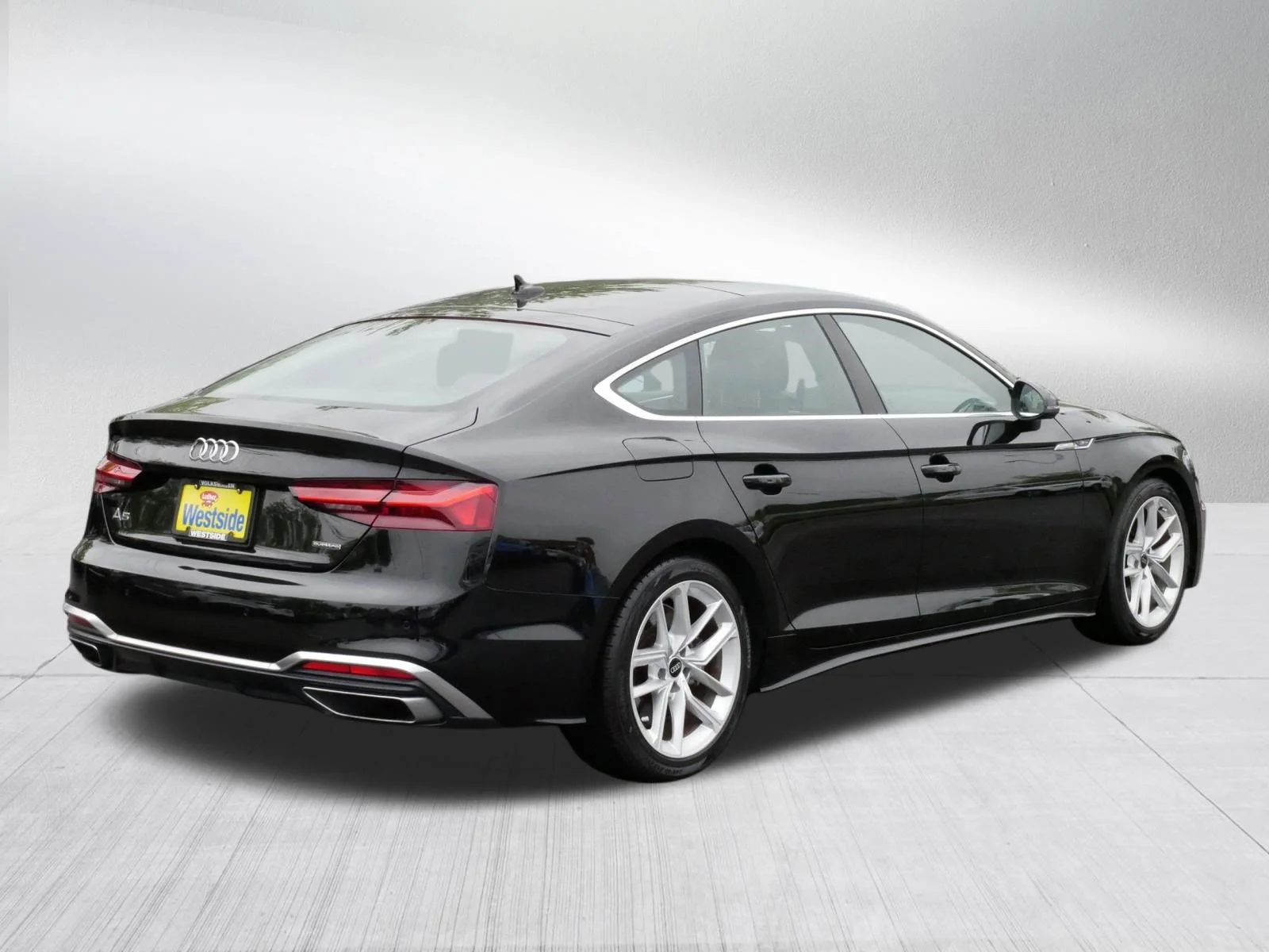 Used 2023 Mythos Black Metallic Audi S line Premium Plus image 7