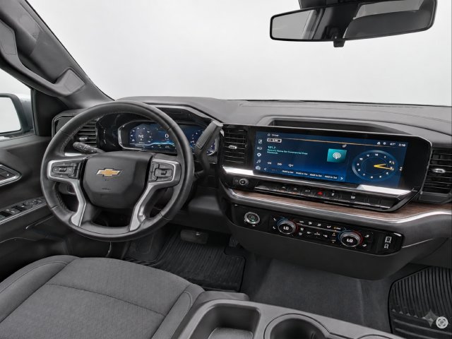 2023 Chevrolet Silverado 1500 LT - Photo 12