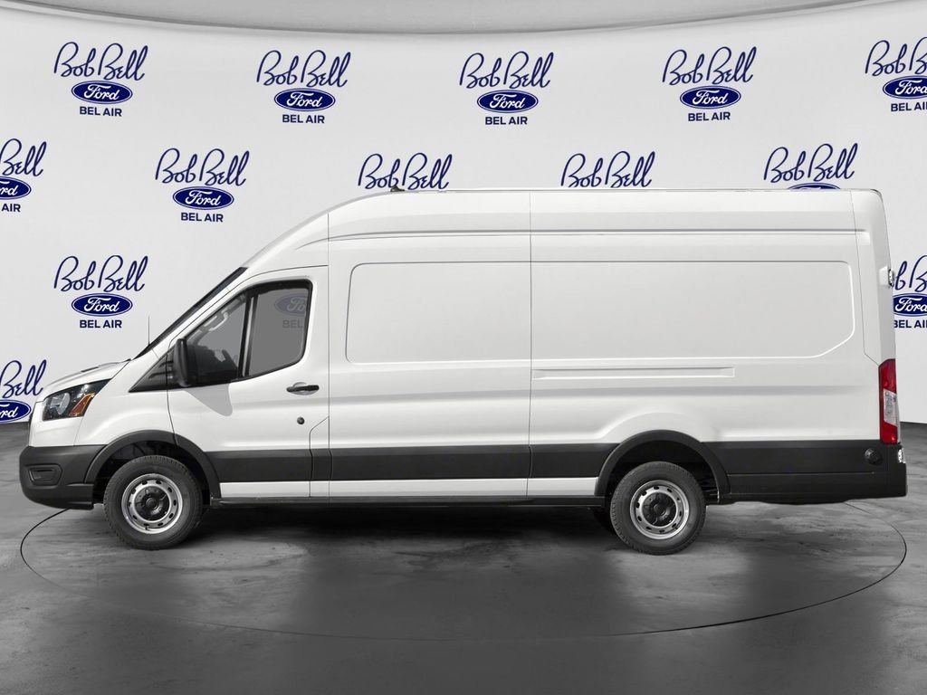 Used 2023 White Ford Base image 3