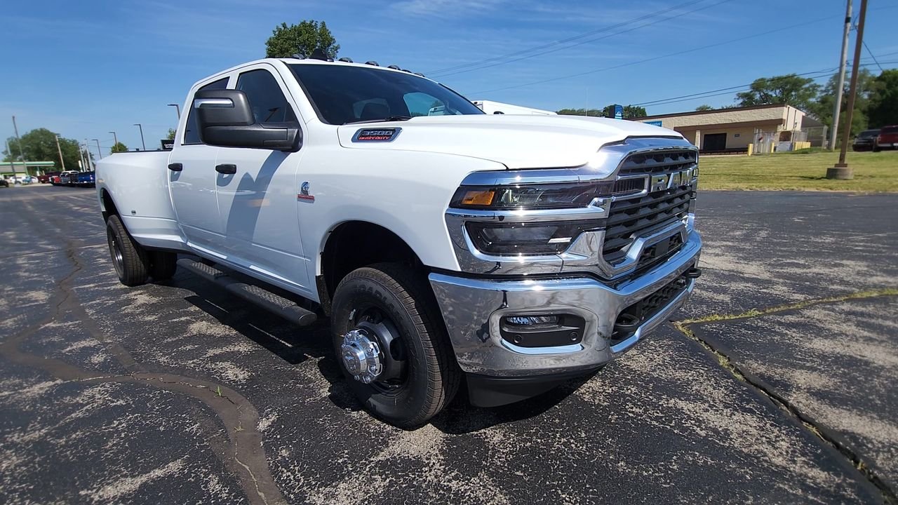 New 2026 White Ram Tradesman image 2
