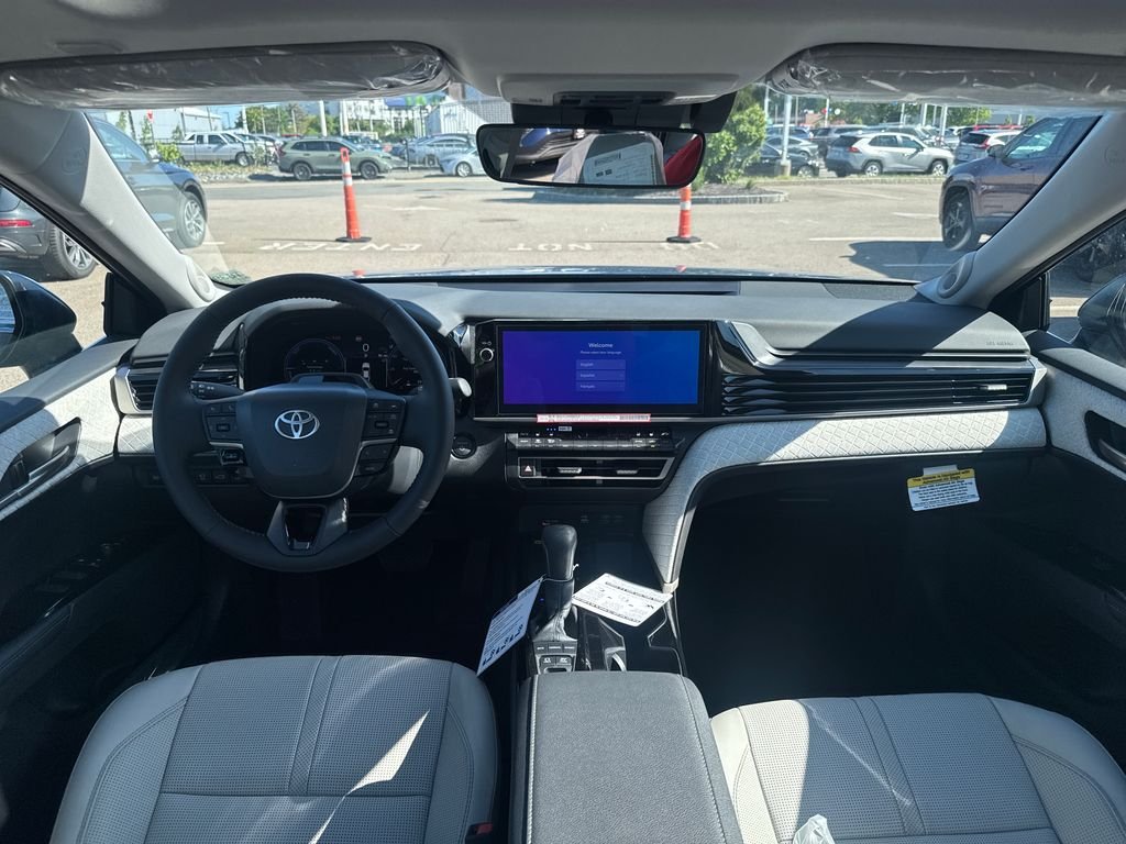 2026 Toyota Camry XLE - Photo 10