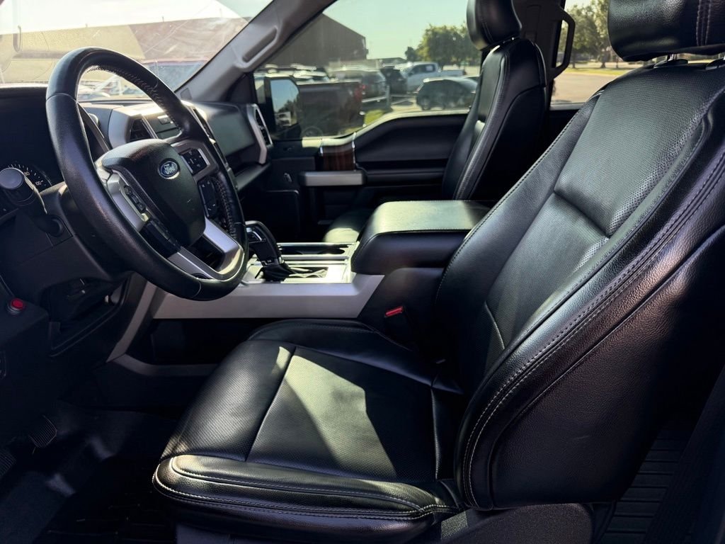Used 2017 White Ford Lariat image 29