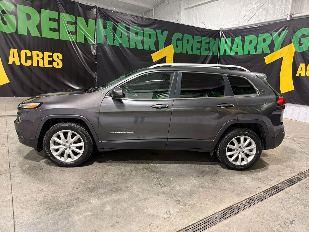 Used 2016 Granite Crystal Metallic Clearcoat Jeep Limited image 3
