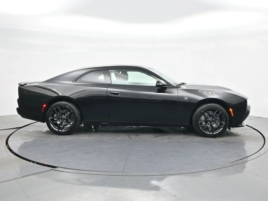 New 2026 Diamond Black Crystal Pearlcoat Dodge Scat Pack image 6