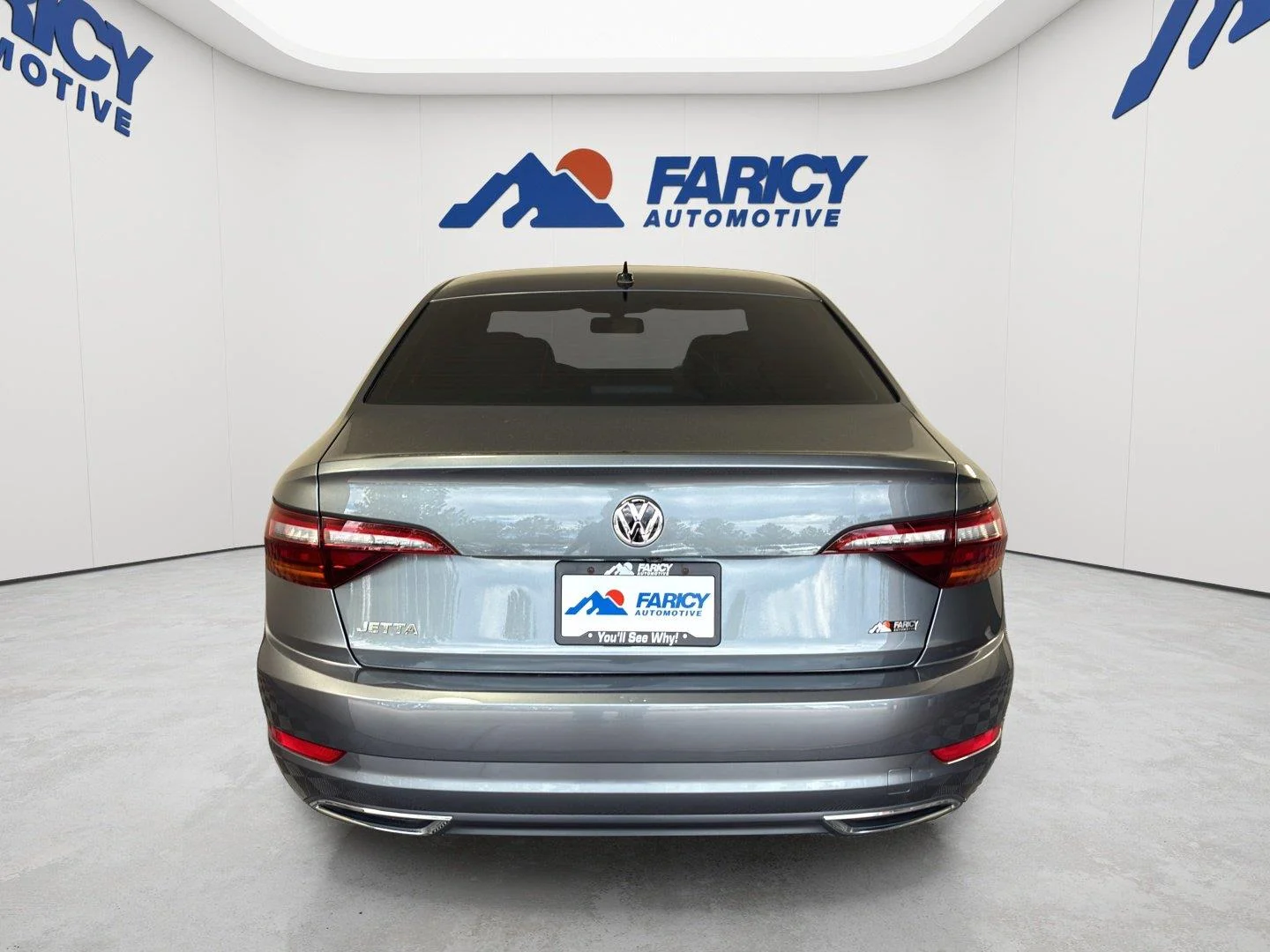 Used 2019 Platinum Gray Metallic Volkswagen R-Line image 6