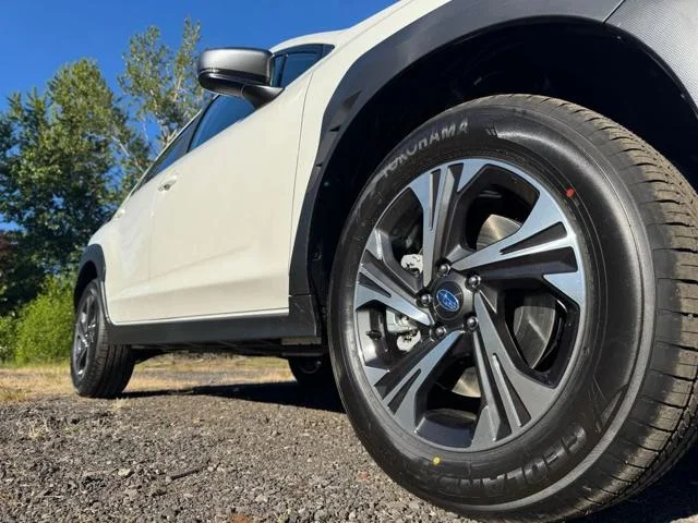 New 2026 CRYSTAL WHITE PEARL Subaru Premium image 44