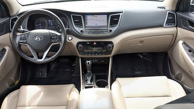 Used 2018 Black Hyundai SEL Plus image 25