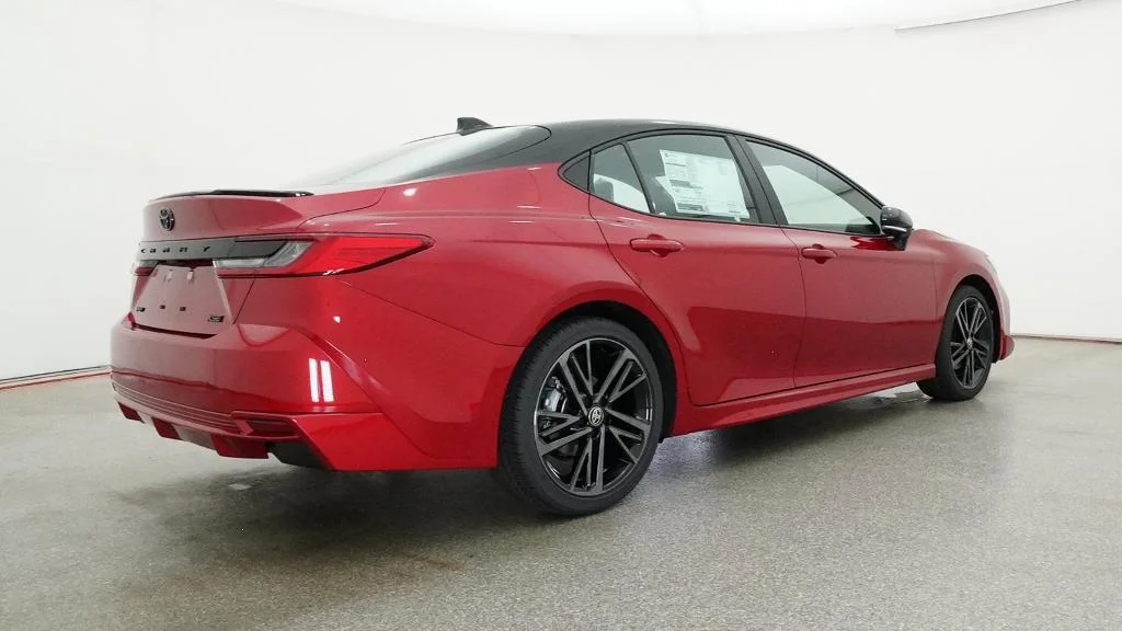 New 2026 Supersonic Red with Midnight Black Metallic roof Toyota XSE image 17