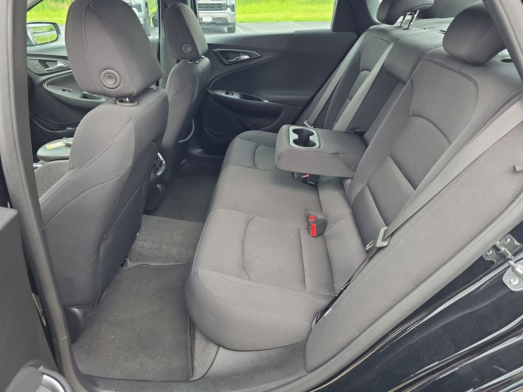 Used 2025 Black Chevrolet LT image 28