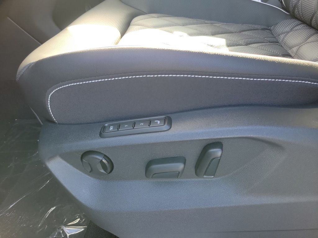 New 2026 White/off-white Volkswagen 2.0T SEL Premium R-Line image 11