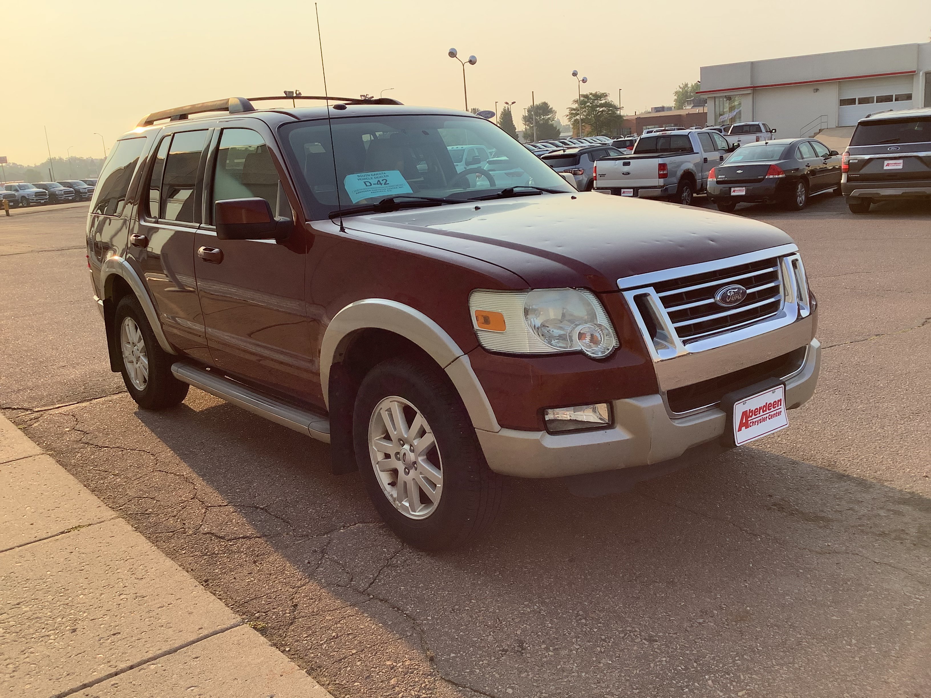 Used 2009 Brown Ford Eddie Bauer image 3