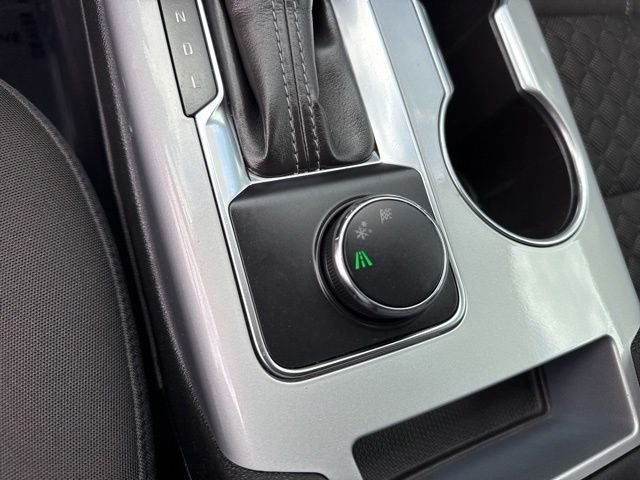 Used 2020 Red Chevrolet LT image 24
