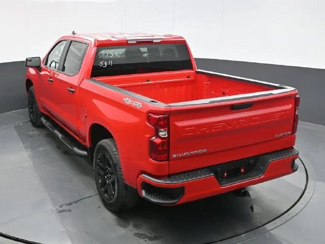 2026 Chevrolet Silverado 1500 Custom - Photo 10