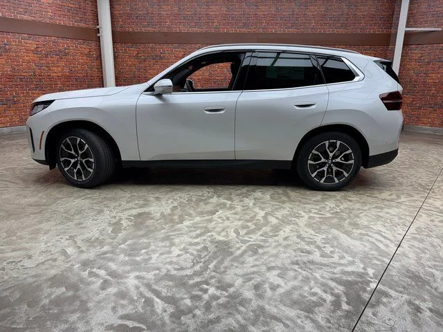 Used 2026 White BMW 30 xDrive image 2