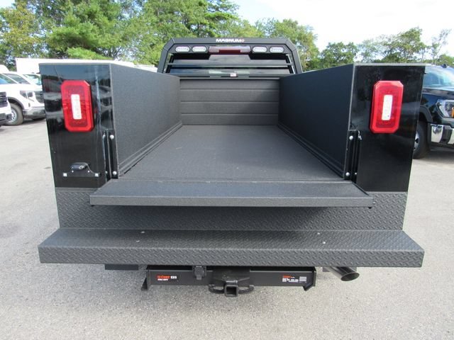 New 2026 Onyx Black GMC Pro image 28