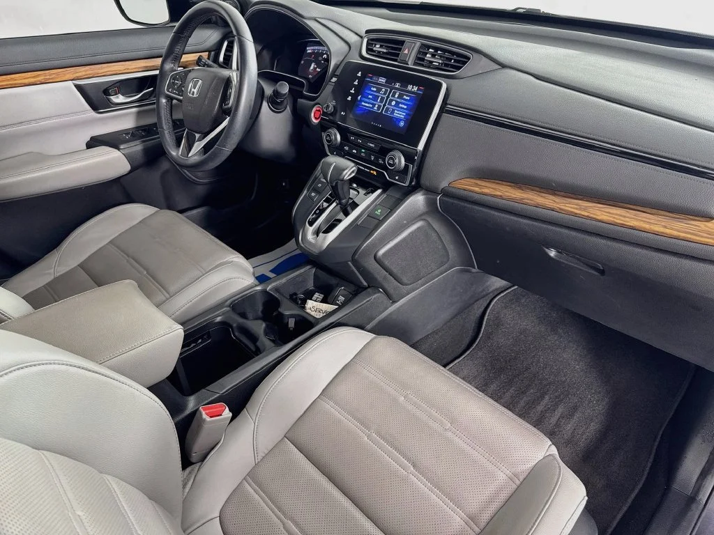 Used 2017 Gray Honda EX-L image 37