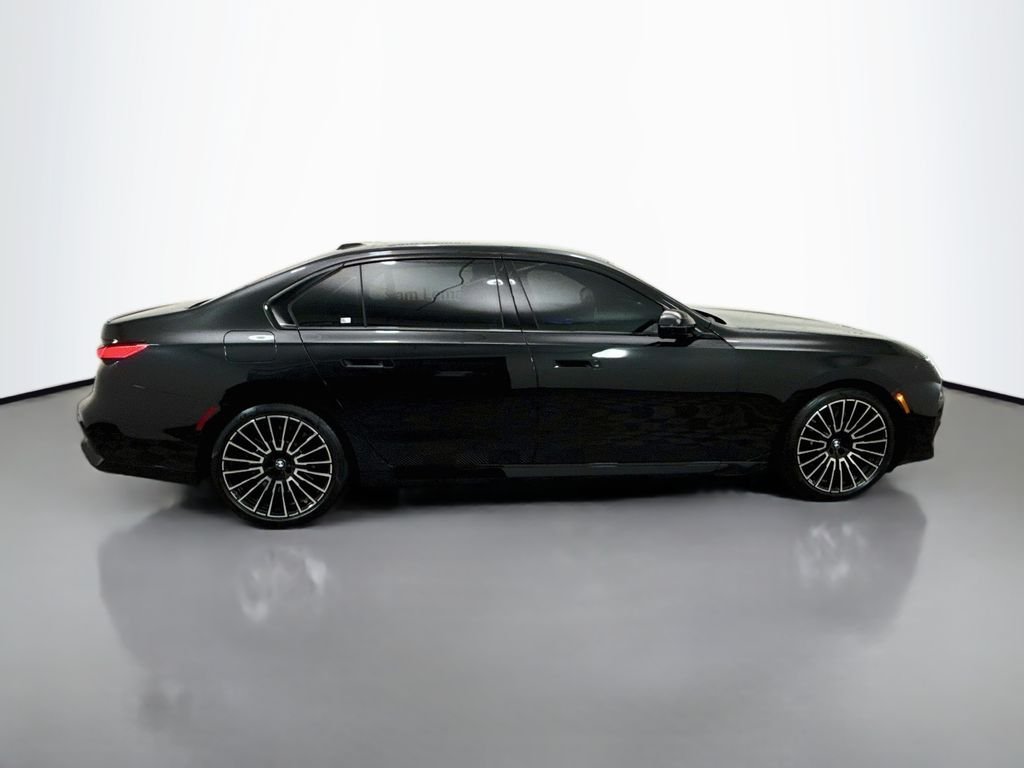 Used 2025 Black BMW 760i xDrive image 8