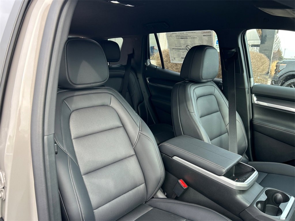 2026 GMC TERRAIN - Image 35