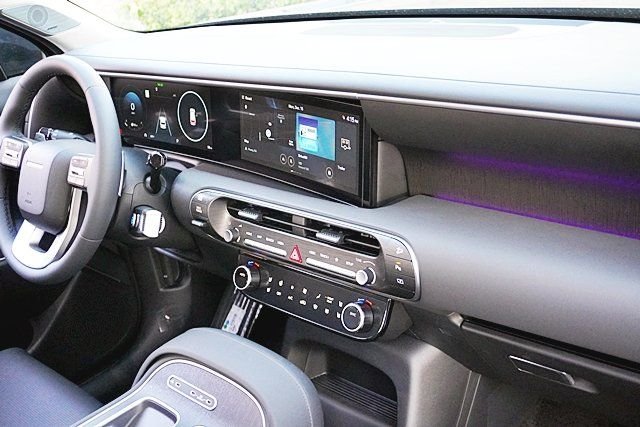 New 2026 Black Hyundai Limited image 11