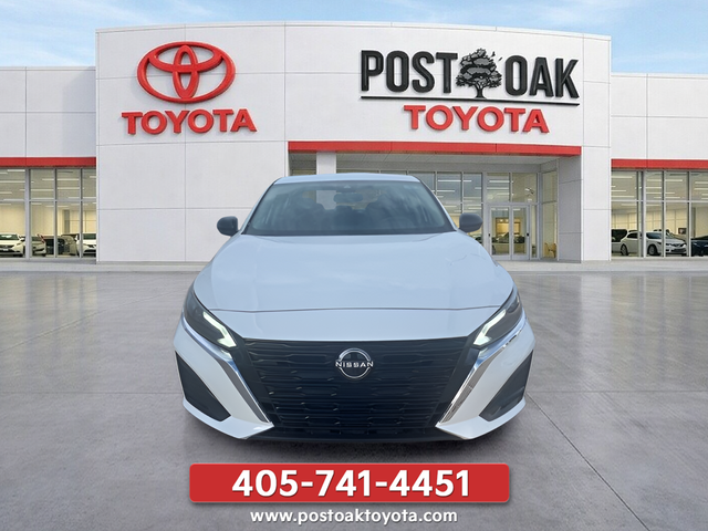2025 Nissan Altima SV - Photo 2