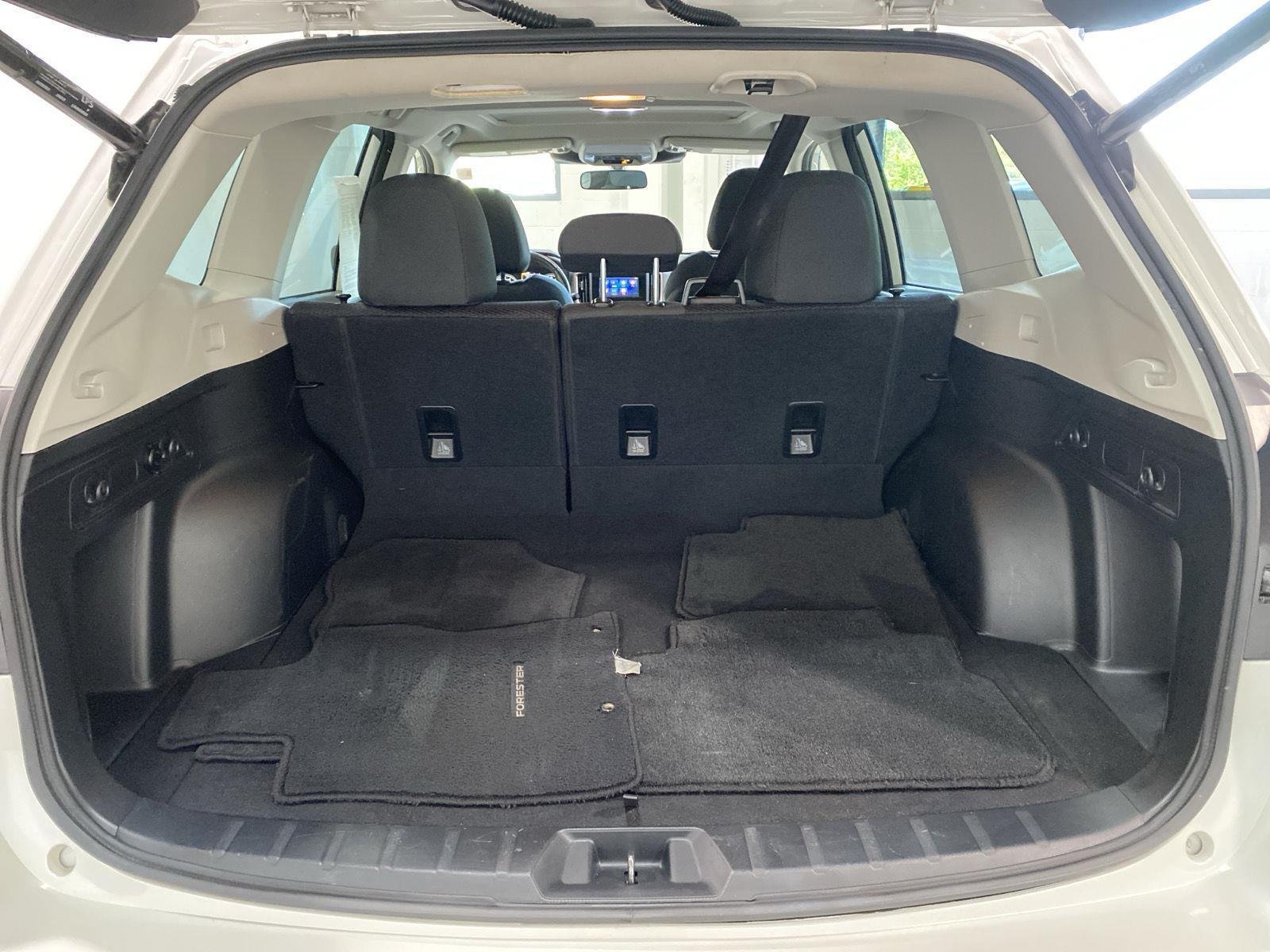 Used 2023 Crystal White Pearl Subaru Premium image 18