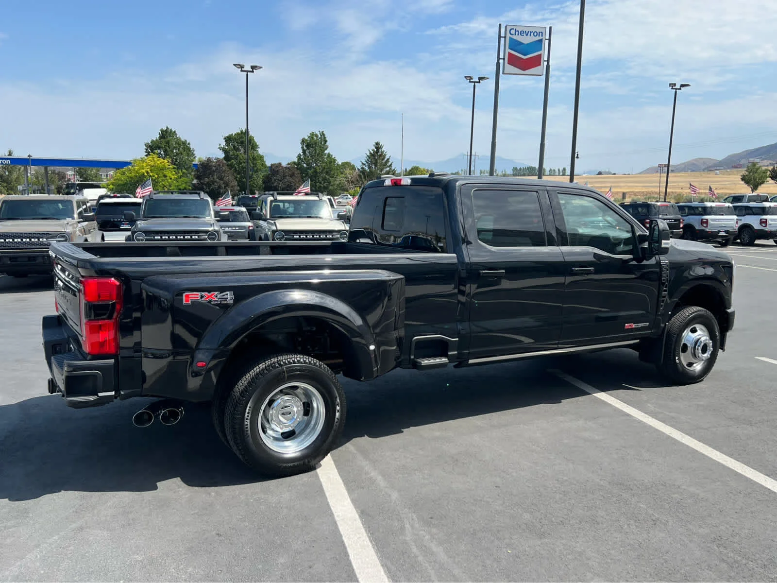 New 2026 Agate Black Metallic Ford F-350® Platinum® image 7