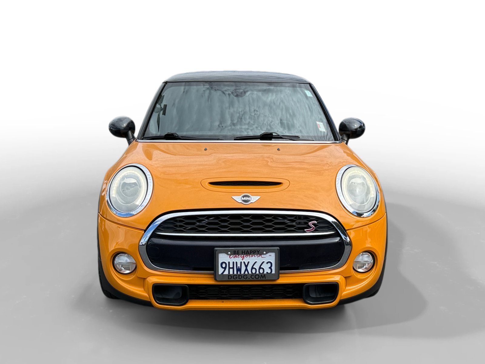 Used 2015 Volcanic Orange MINI Base image 8